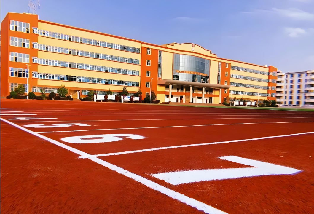 曲靖天人高级中学：如画校园，育梦摇篮