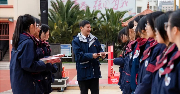 曲靖天人中学 2024 年高考喜报：低进高出，铸就辉煌