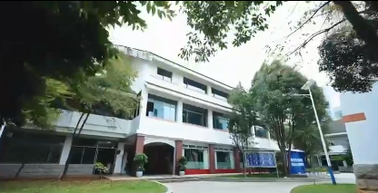 云南新东方培训学校2025高考复读报读须知详解