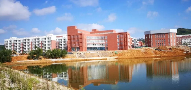 曲靖衡水实验中学高补报名指南，轻松开启复读新篇章！