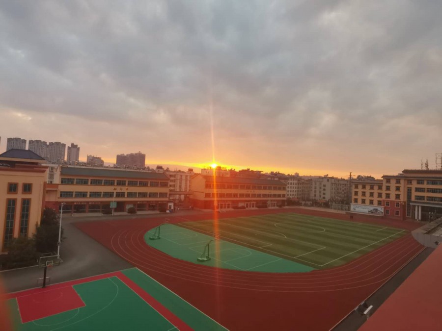 曲靖天人高级中学高补住宿条件全面升级：打造舒适安全的学习生活环境