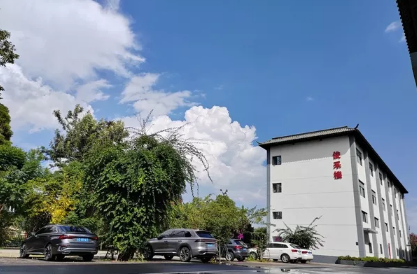 昆明市佑亦丰高级中学住宿条件全览