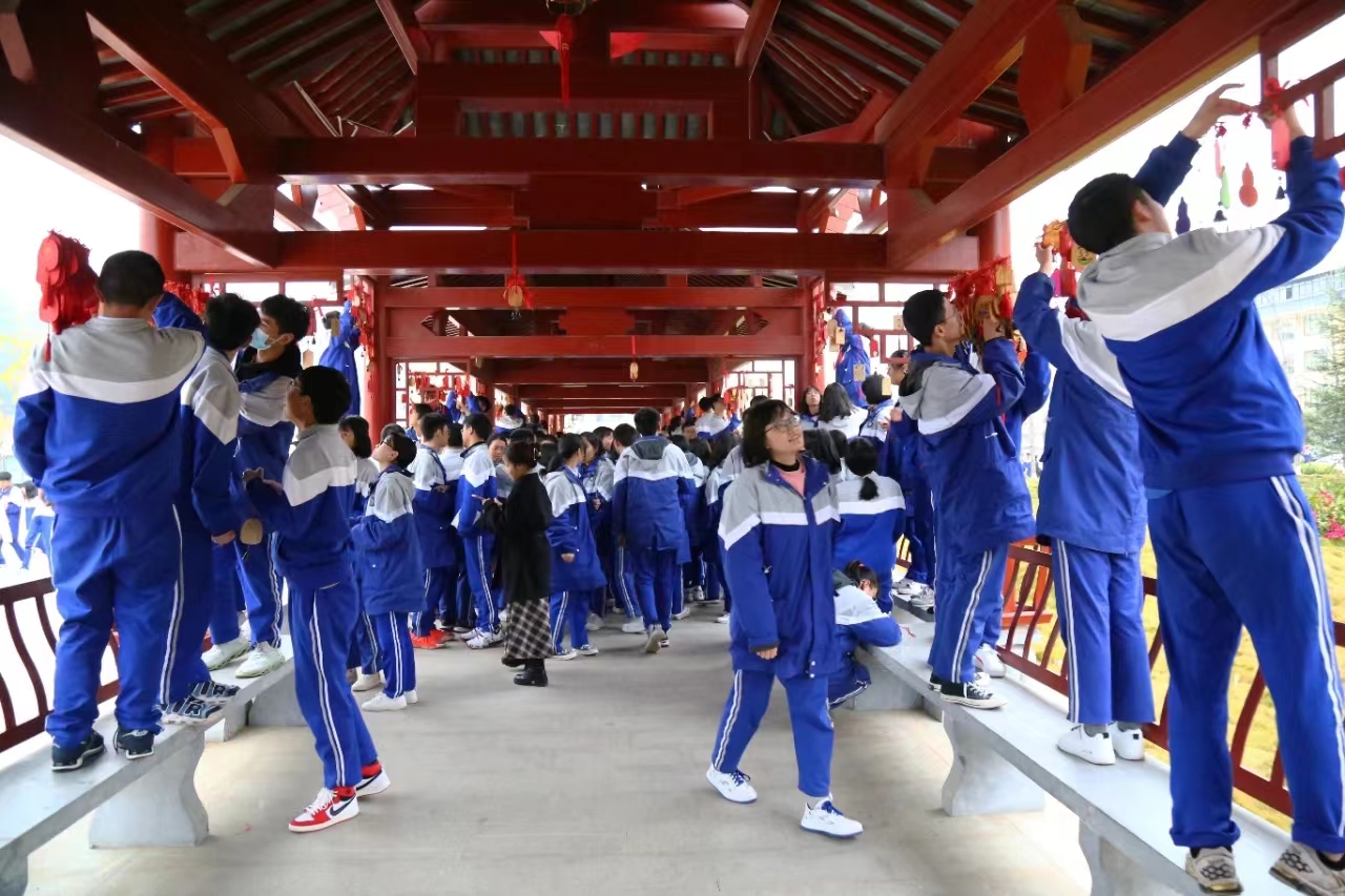 昆明市西山区民办高中2025分数线是多少？大揭秘