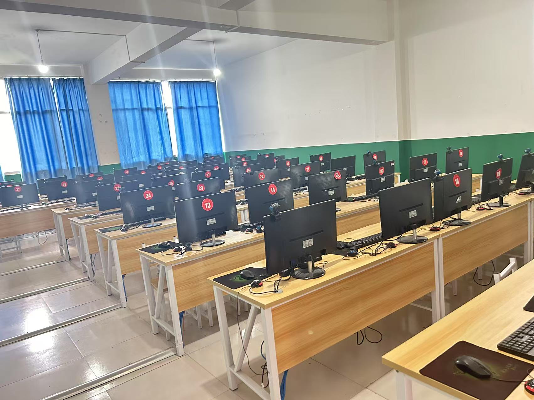 2025年昆明辅仁技工学校职教高考班院校排名：实力见证