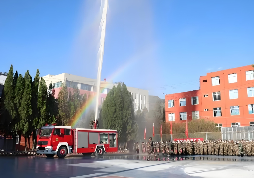 云南省电子信息高级技工学校2025年职教高考班学校环境：诗意学园