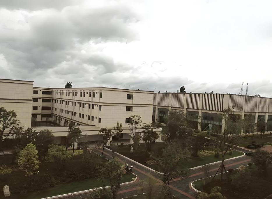 2025年云南冶金高级技工学校技工学校中专学费贵不贵：成本与价值的考量