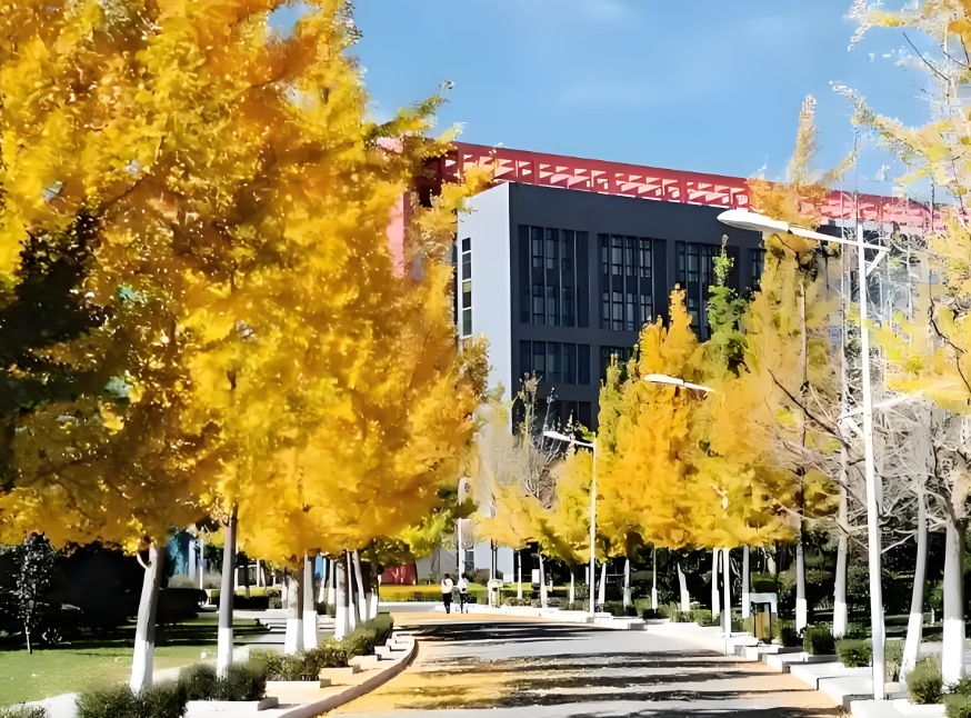 2025年云南冶金高级技工学校技工学校中专好就业吗：就业保 障，前景广阔