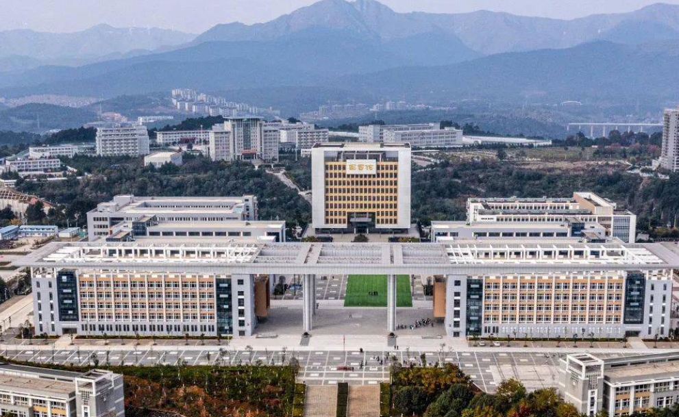 云南技师学院三年制中专2025年招生要求：通向职业梦想的指引