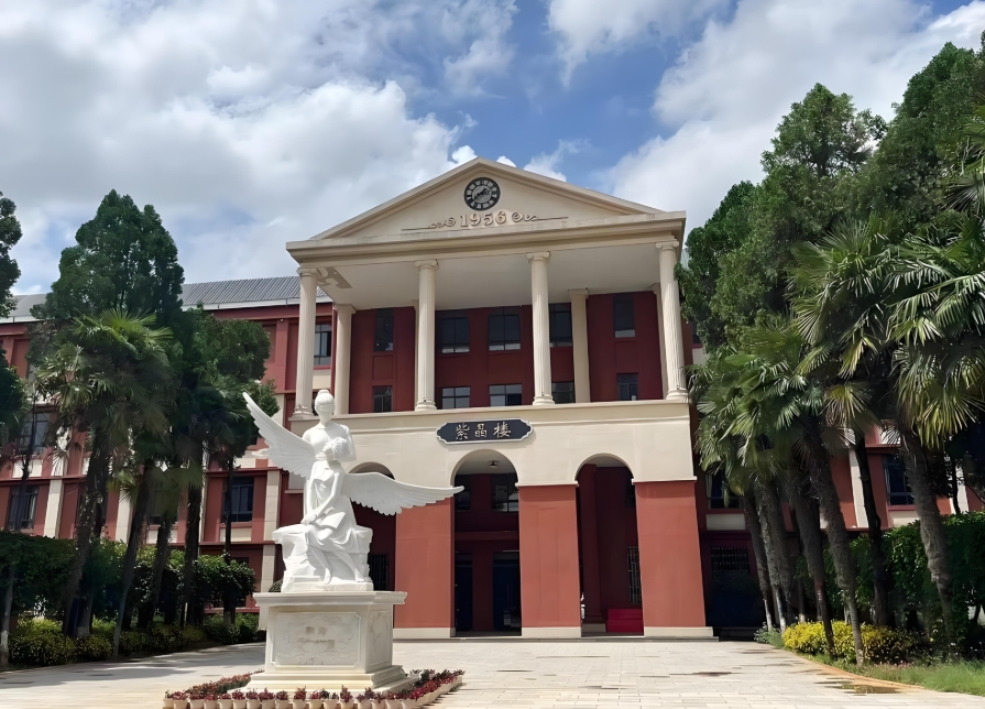 昆明市旅游职业高级中学2025年三年制中专报考须知：开启职业梦想的钥匙