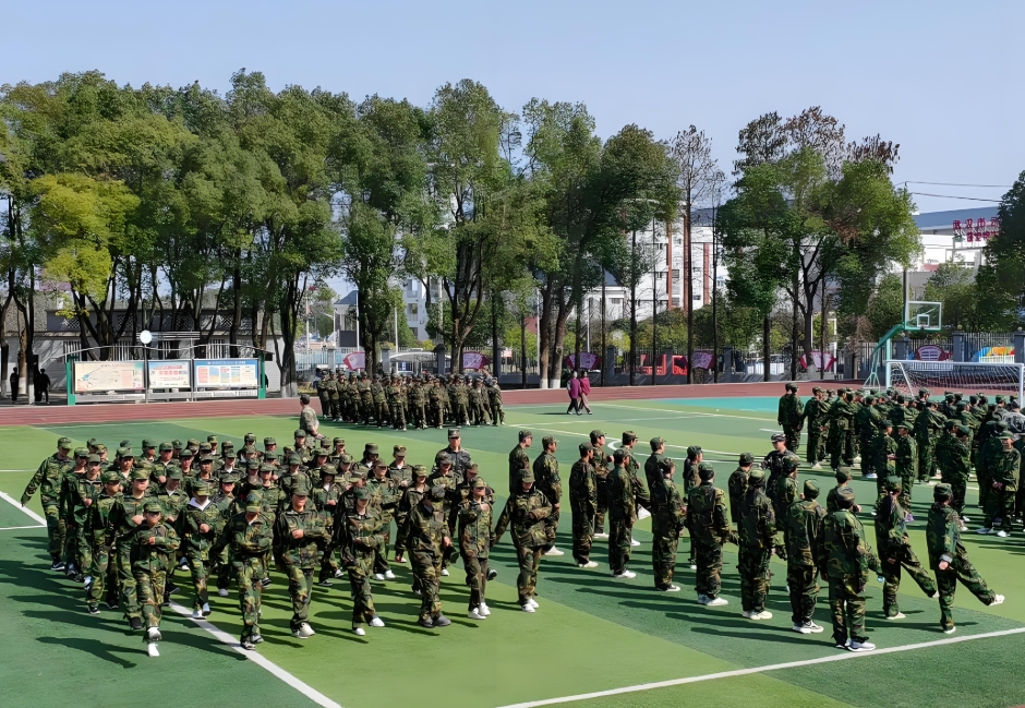 昆明市旅游职业高级中学2025年职教高考班乱吗？