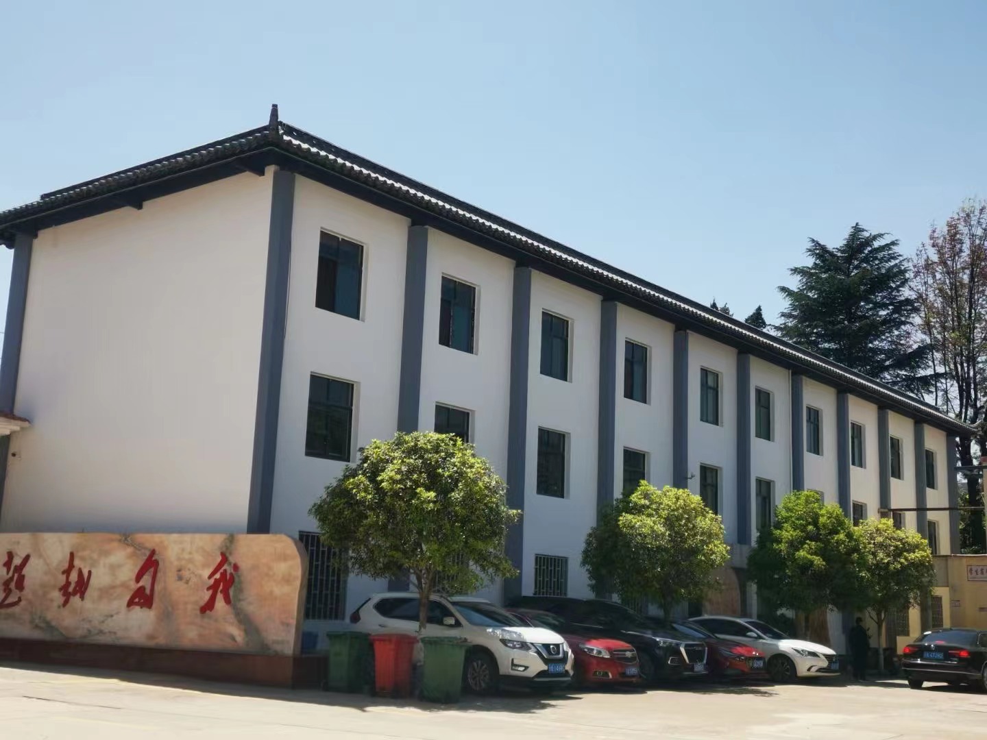 昆明市海亦丰高级中学高考复读评价怎么样_真实口碑揭秘