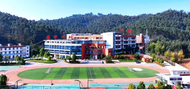 校园环境3.png