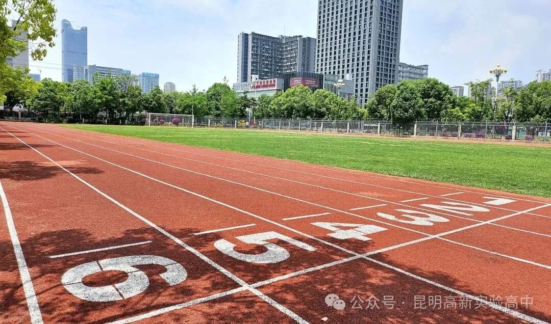 昆明高新实验学校高考复读学校管理严格吗_管理制度详解