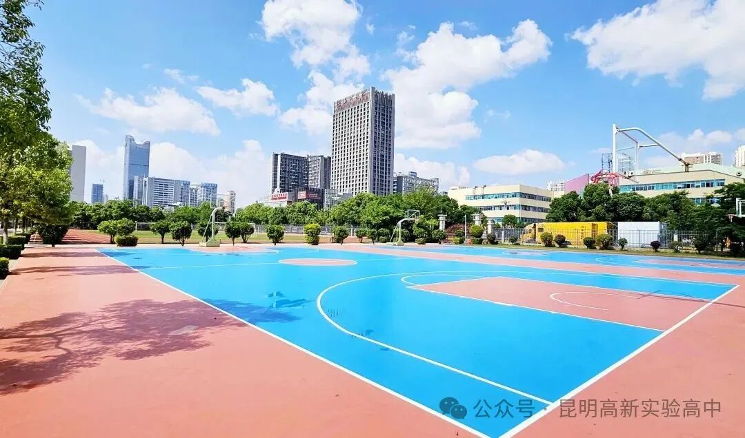 昆明高新实验学校高考复读管理模式_全封闭还是走读