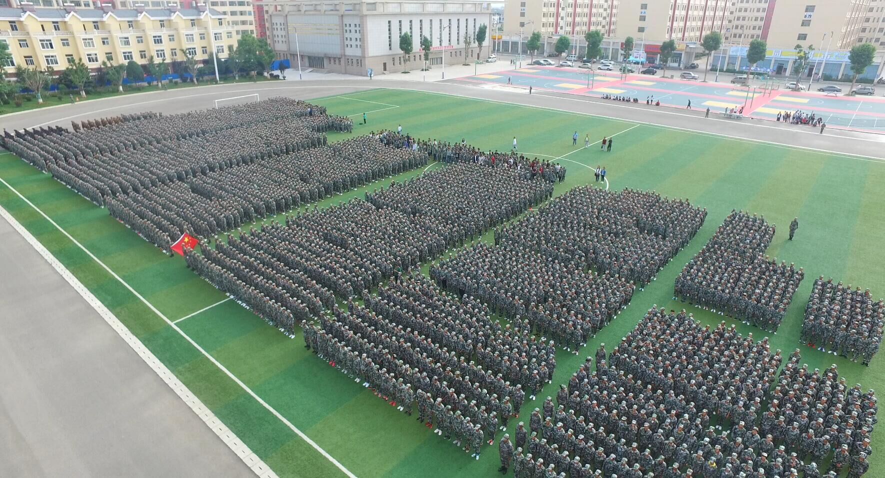 昆明高新实验学校高考复读学费标准_一年多少钱